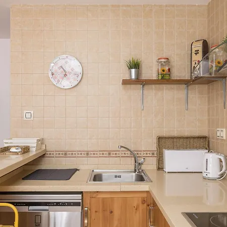 Apartment Azorin - In *